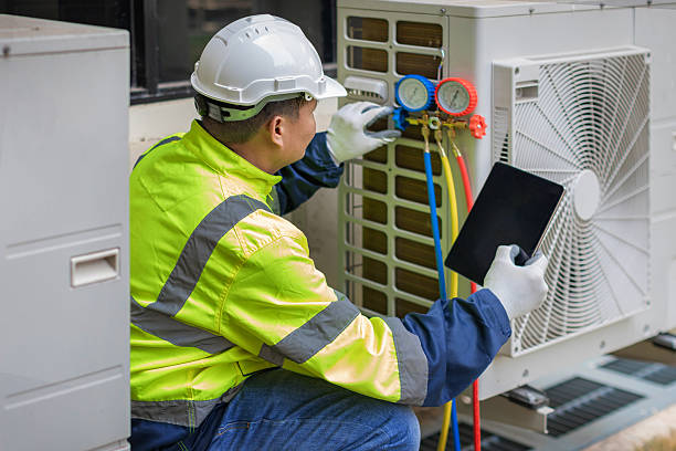 Professional Hvac technician working in Milmay, NJ